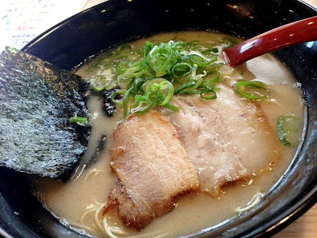 とんこつラーメン